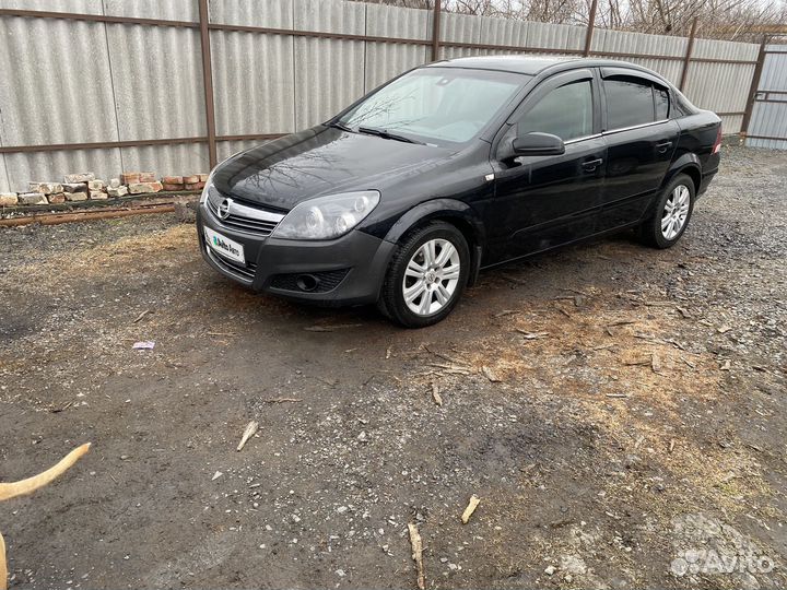 Opel Astra 1.8 МТ, 2008, 213 000 км