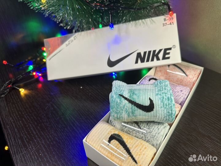 Женские носки Nike