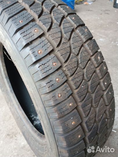 Шины 205 55 16 зимние бу