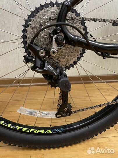 Велосипед Gt avalanche elite 27.5 L