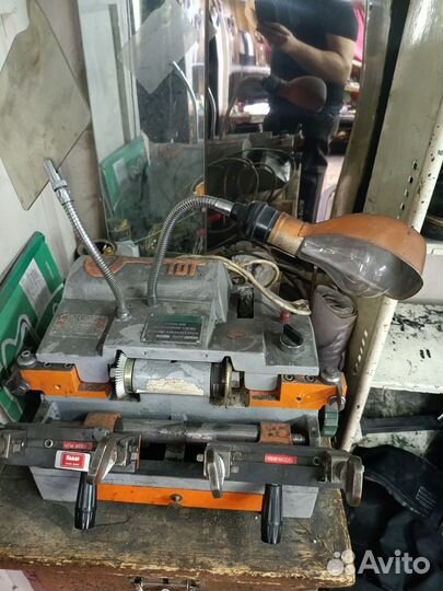 Продам готовый бизнес мастерская по ремонту обуви