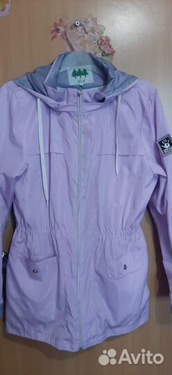 Ветровка женская