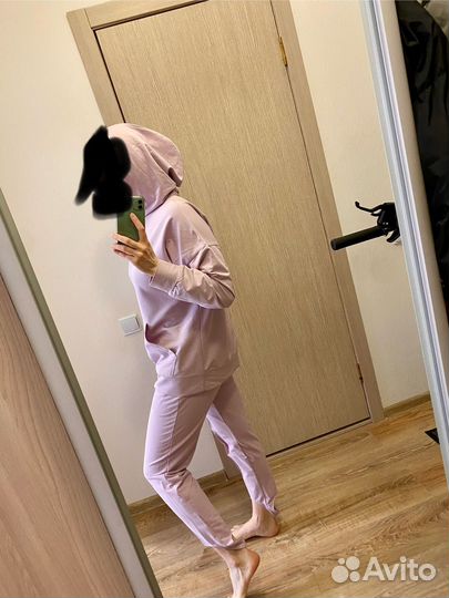 Костюм женский размер М