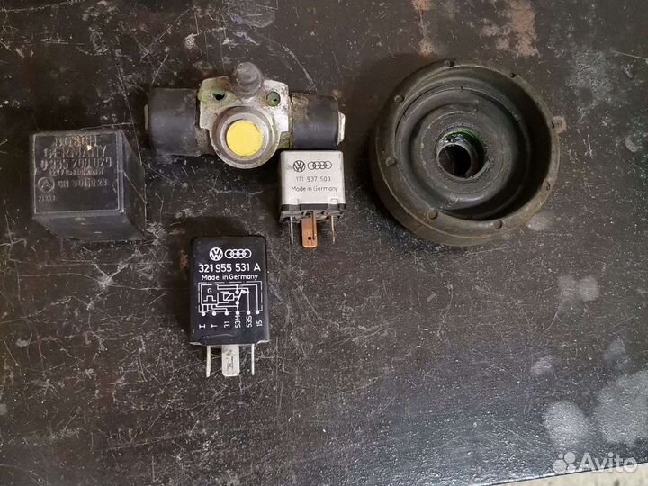 Пыльник шруса новый пассат В2, ауди 80