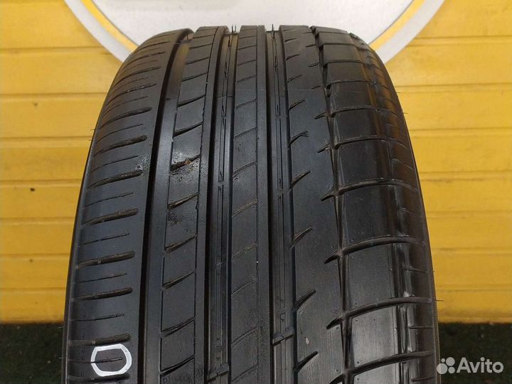 Triangle Sportex TSH11 255/45 R18