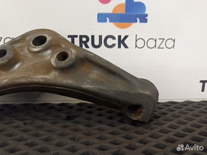 1790900 Кронштейн бампера левый Scania 5-series