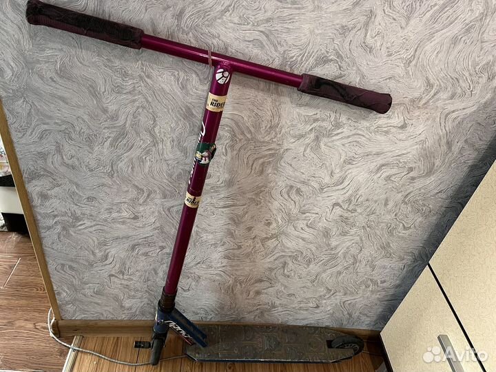 Трюковой самокат