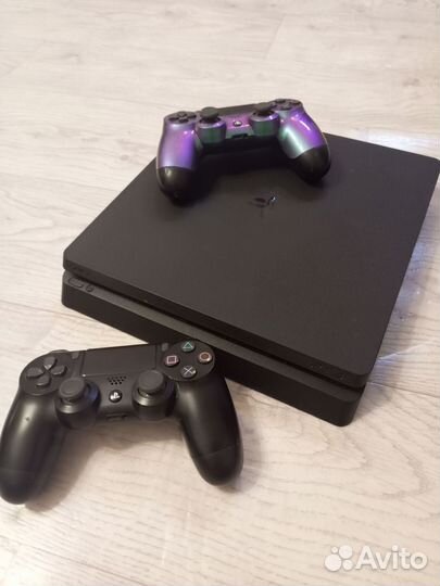 Sony playstation 4 slim 500gb 2 джойстика