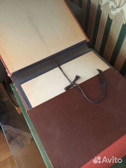 Альбом с пластинками для патефона