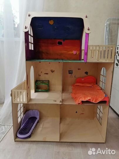 Домик кукольный