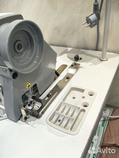 Швейная машина brother