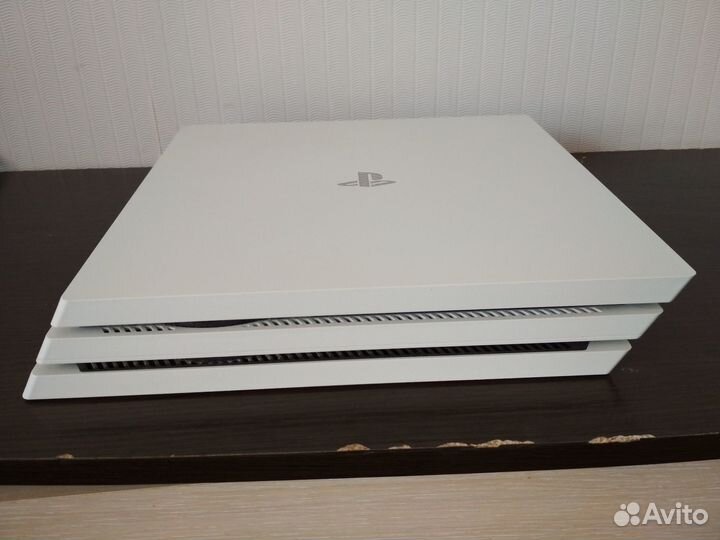 Sony PS4 PRO, версия по - 8.03