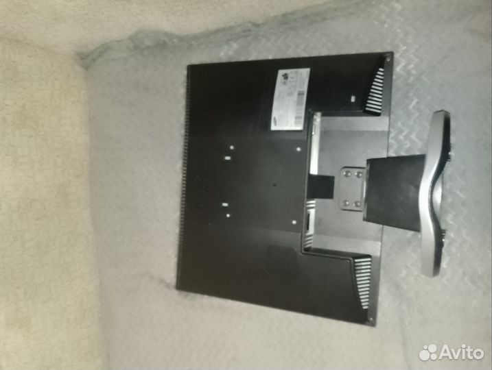 Монитор Samsung 710N