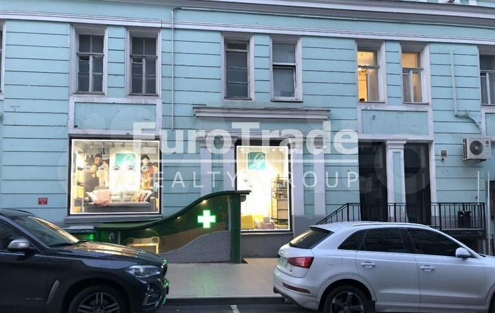 Сдам торговое помещение, 320 м²