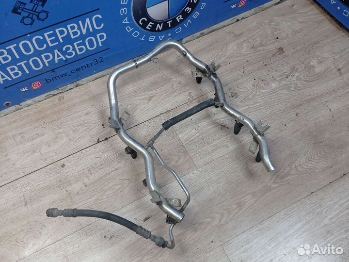 Топливная рампа с форсунками n62 на BMW