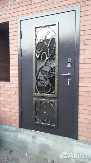Дверь входная металлическая