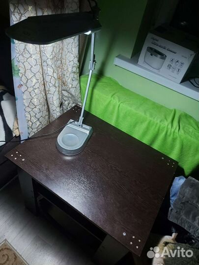 Лампа настольная для маникюра бу