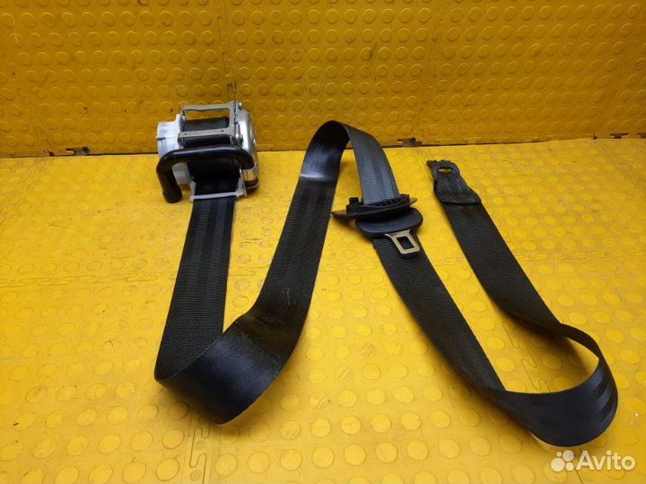 Ремень безопасности передний правый Skoda Karoq