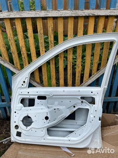 Дверь передняя правая LADA granta