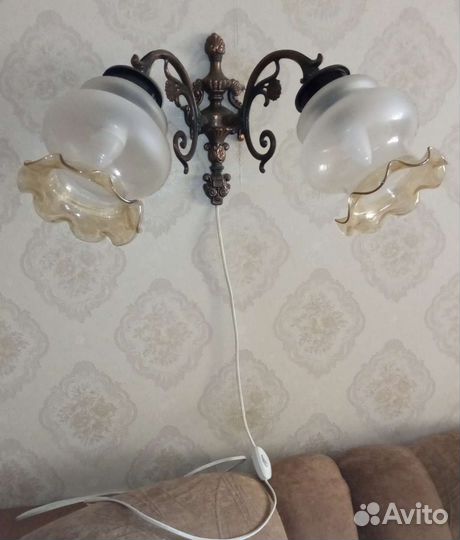 Настенный светильник бра