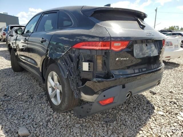 В полный разбор Jaguar F-pace
