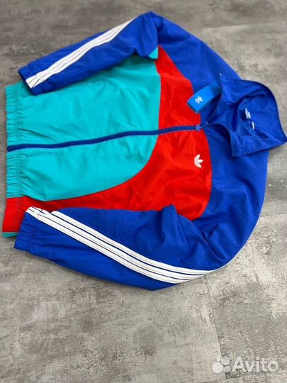 Легендарная ветровка Adidas originals