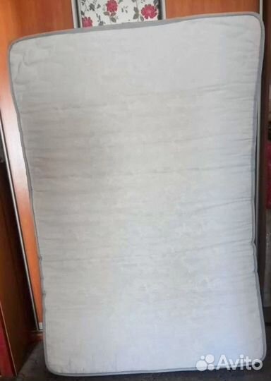 Матрас 140х200 бу