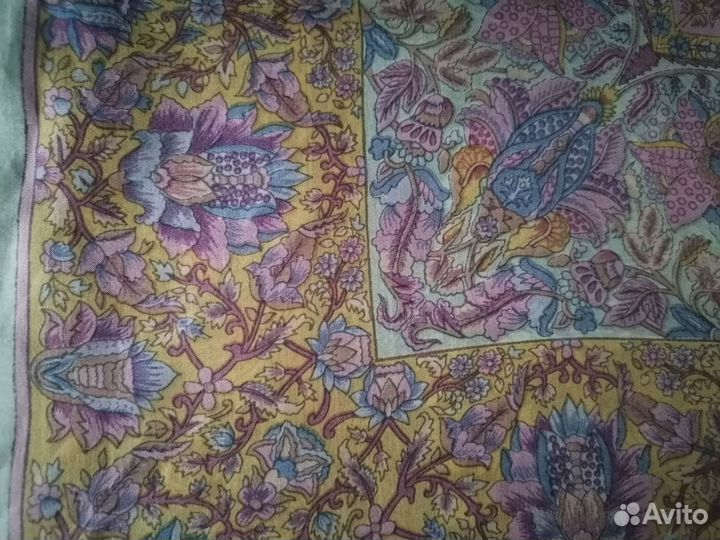 Платок на шею в стиле павлопосадского 1х1 м zarina