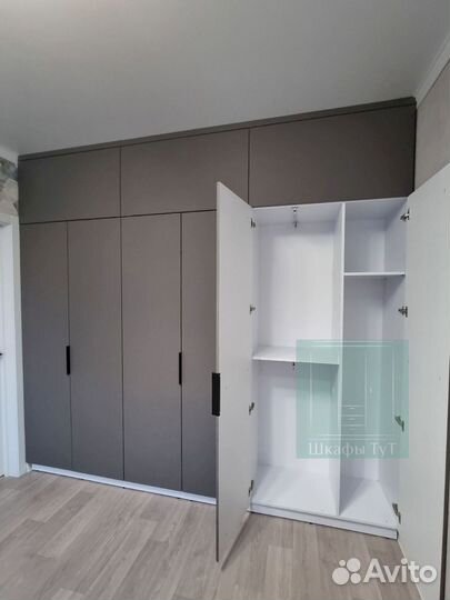 Шкаф на балкон