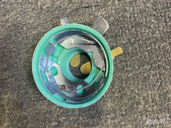 Уоколь в фару ява старуха