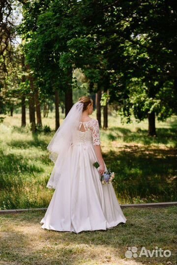 Платье свадебное