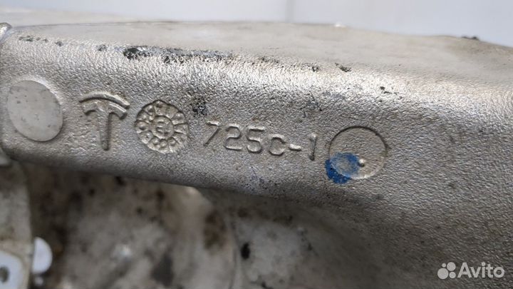 Балка подвески передняя Tesla Model S, 2013