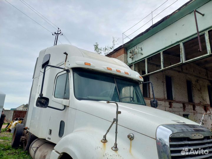 Кабина freightliner фредлайнер
