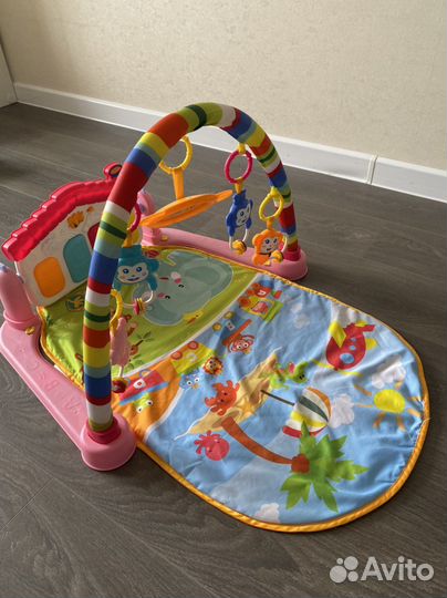 Развивающий коврик с пианино