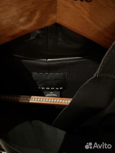 Куртка кожаная женская укороченная, размер xs