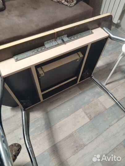 Кухонный стол бу