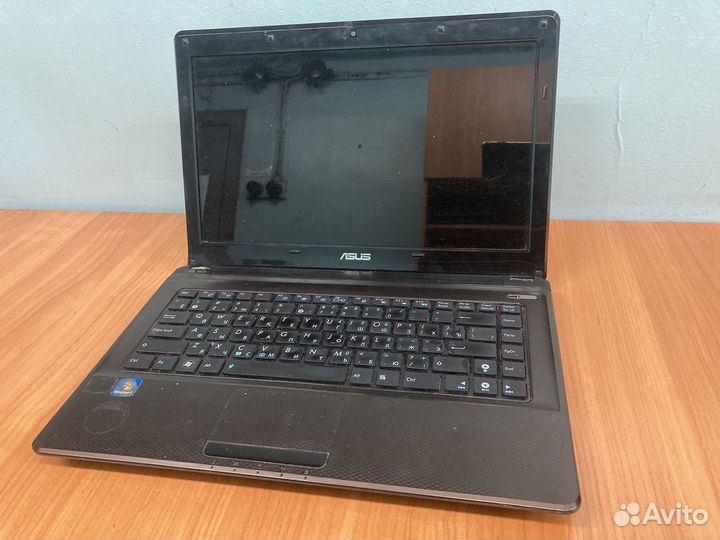 Ноутбук asus K42J