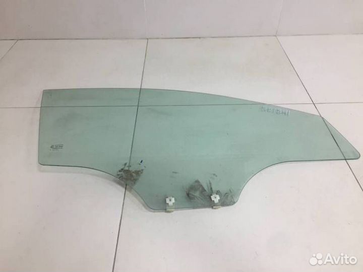 Стекло двери передней правой Hyundai Solaris 2010