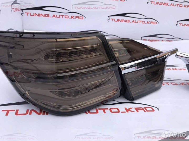 Фонари задние стопы Toyota Camry 55 E1055