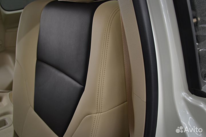 Перетяжка салона Toyota Land Cruiser 300