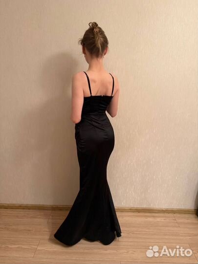 Платье lichi 44 размер