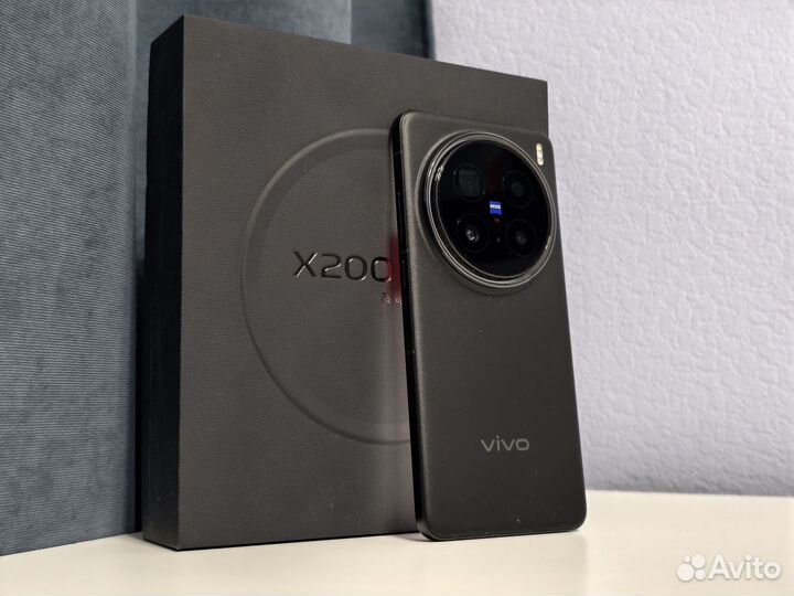 vivo X200 Pro, 16/512 ГБ