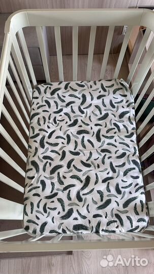 Детская кроватка happy baby с маятником