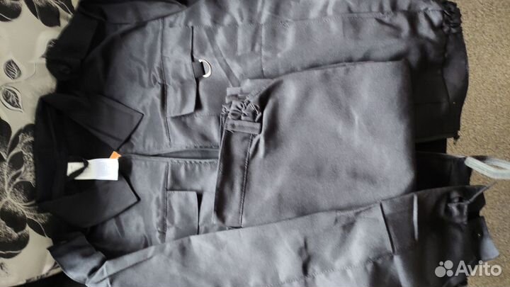 Черная форма охранника