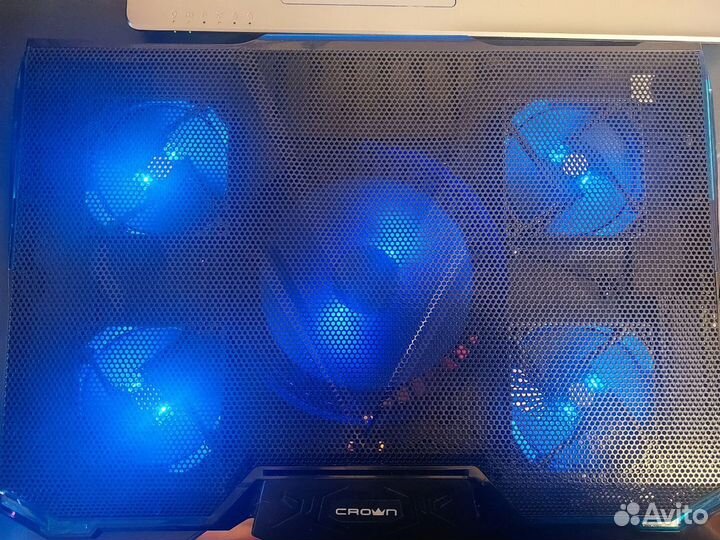 Продаю игровой ноутбук