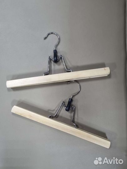 Вешалки плечики IKEA для брюк и юбок