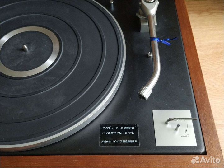 Роликовый проигрыватель винила. Pioneer PL25