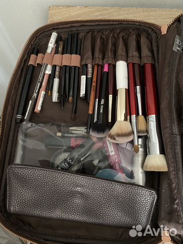 Косметика для визажиста