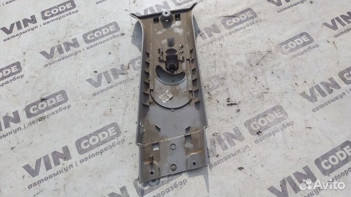 Обшивка центральной стойки левая Chery M11