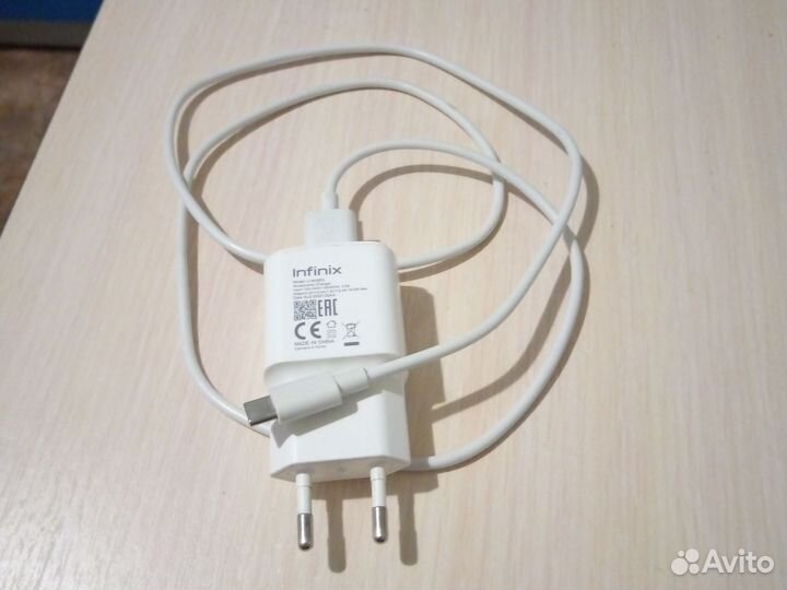 Зарядник infinix